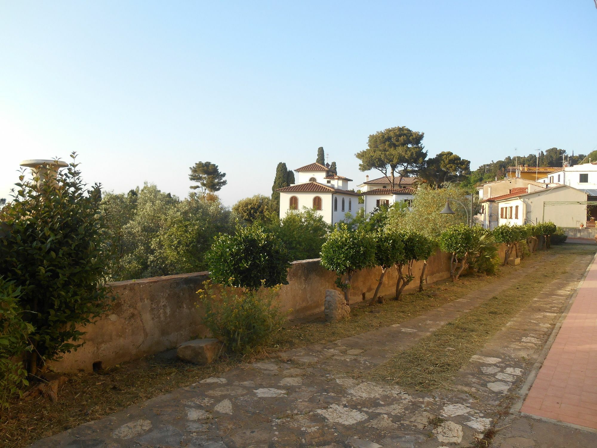 Ferienhaus Villa Della Querceta Livorno Exteriör bild
